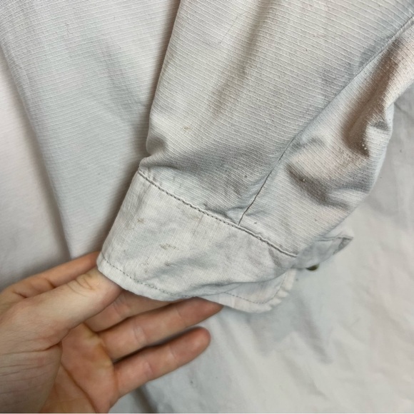 Columbia Button Down Fishing Shirt UPT 30+ Light Pink Sz Petite Medium Hiking - Picture 8 of 9